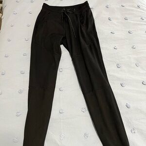 American Eagle Black Jogger Pants